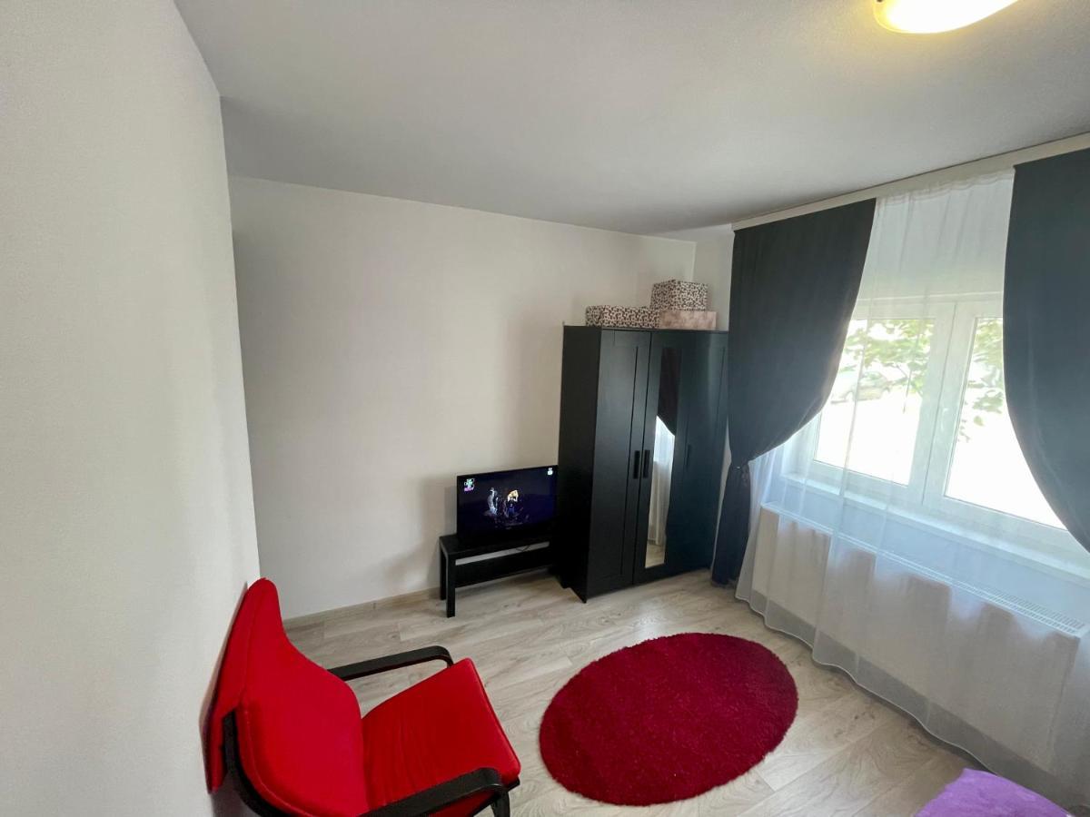 Roxi'S Apartment Sibiu Ngoại thất bức ảnh