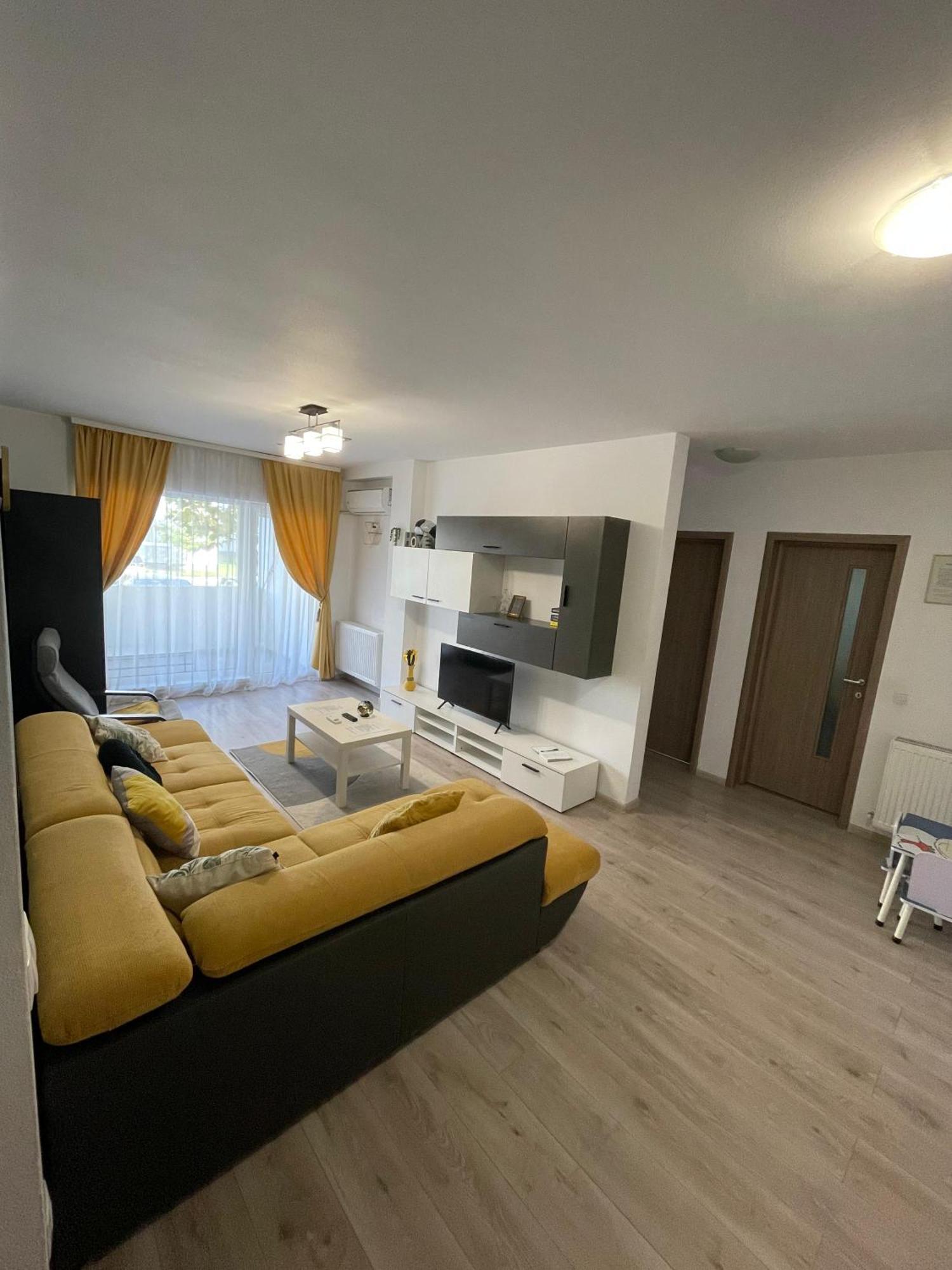 Roxi'S Apartment Sibiu Ngoại thất bức ảnh