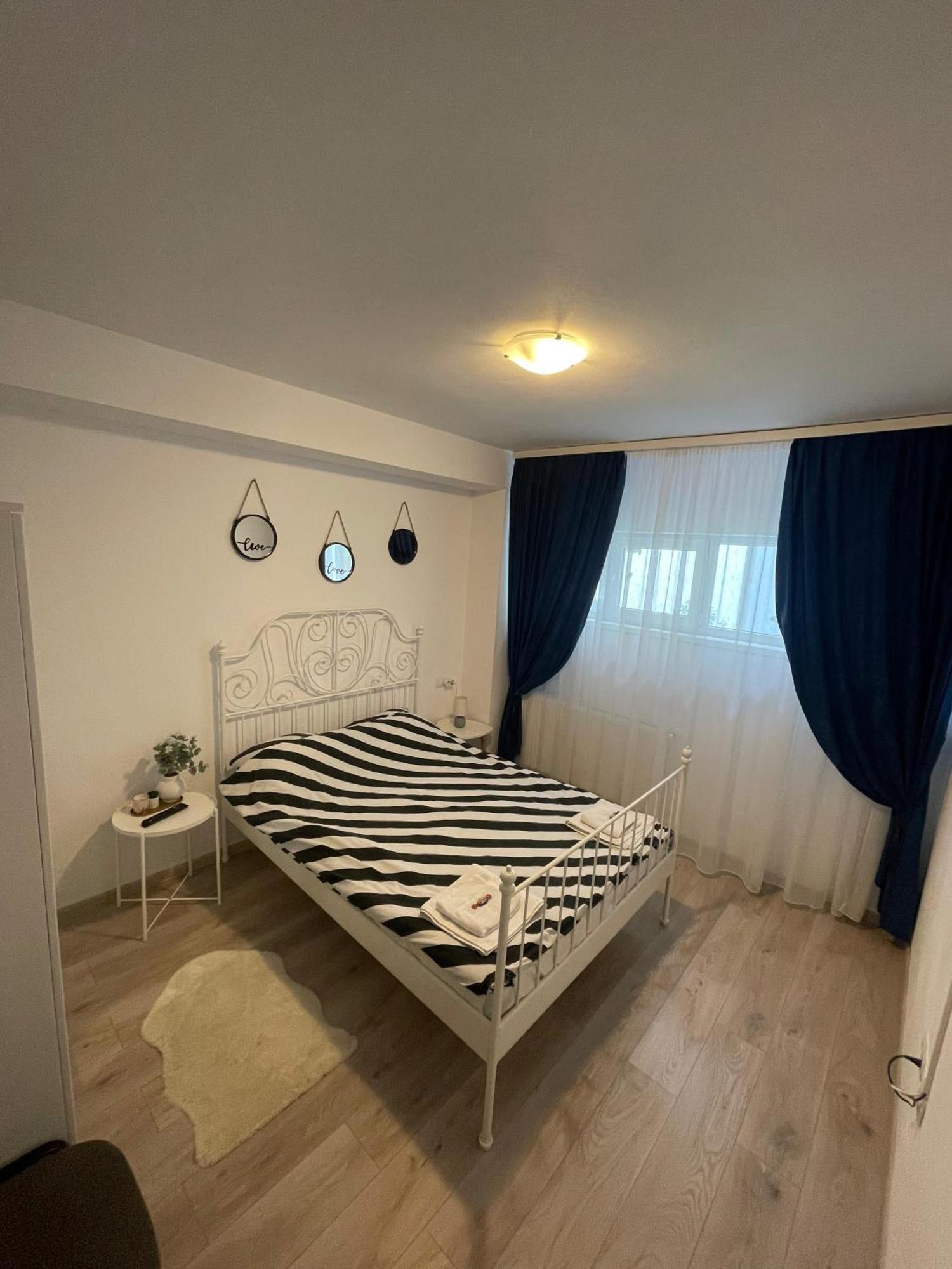 Roxi'S Apartment Sibiu Ngoại thất bức ảnh